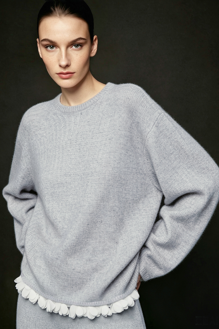 Petal Lace Crew Neck Sweater|AMII