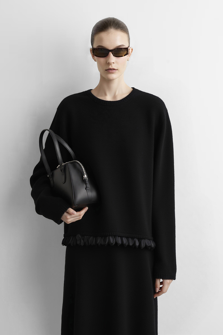 Petal Lace Crew Neck Sweater|AMII