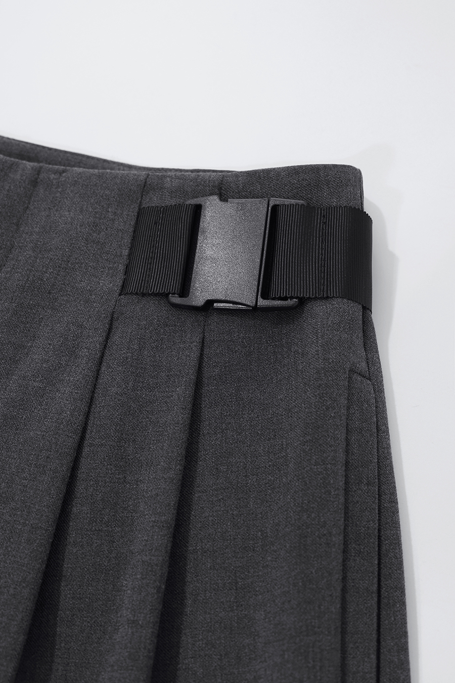 Buckle Belt Casual Long Pants | AMII