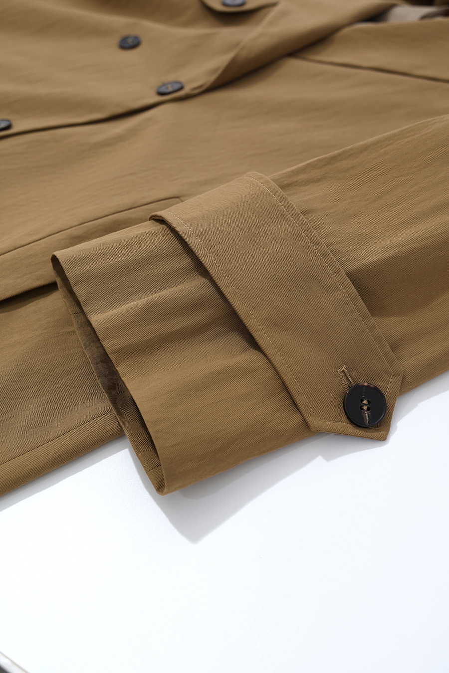 Commuter Double Breasted Trench Coat | AMII