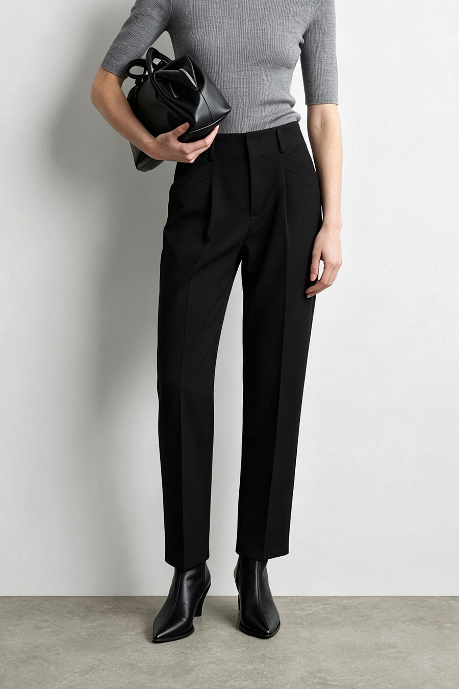 Commuter Tapered Casual Pants | AMII