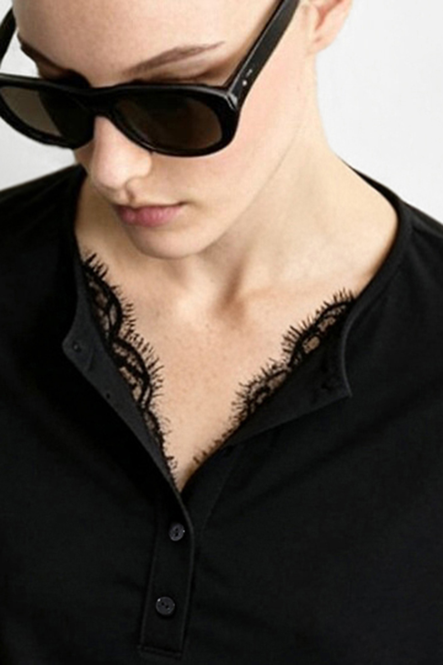 Half Placket Lace Spliced T-Shirt | AMII