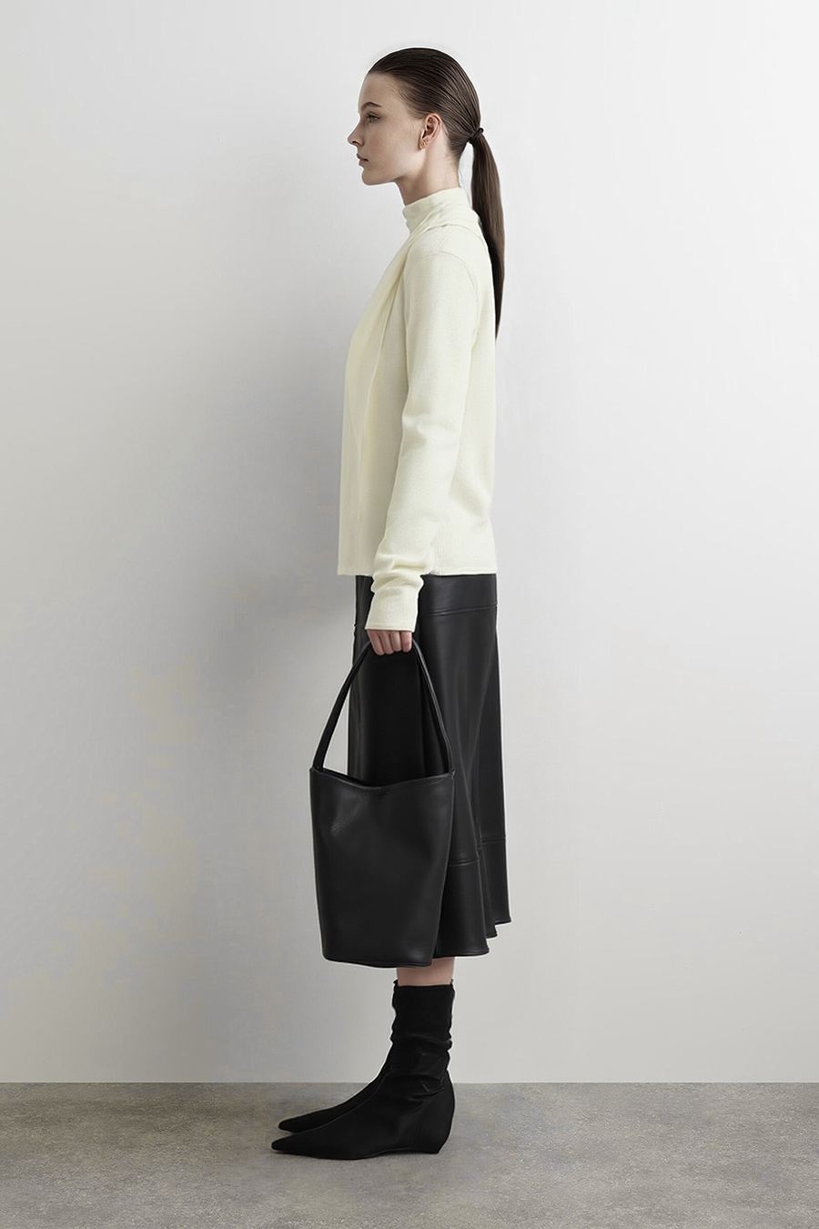 Multi-Way Scarf Collar Sweater | AMII