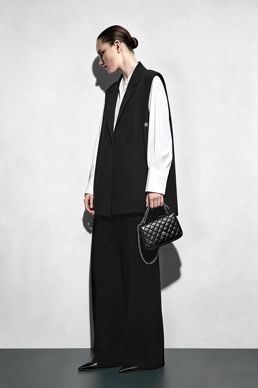 Belted Notch Lapel Vest|AMII