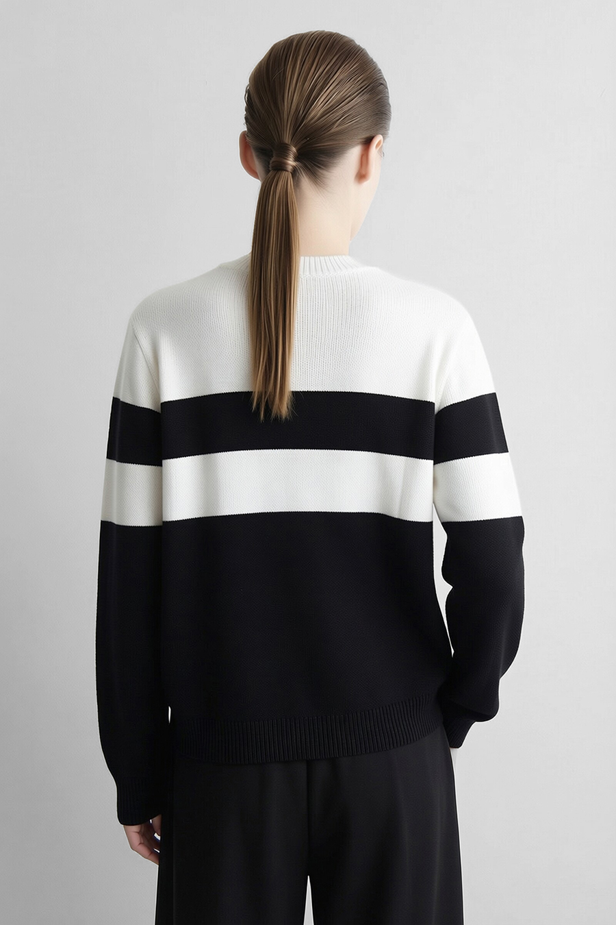 Letter Jacquard Contrast Sweater | AMII