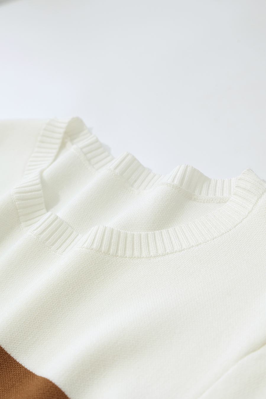 Letter Jacquard Contrast Sweater | AMII