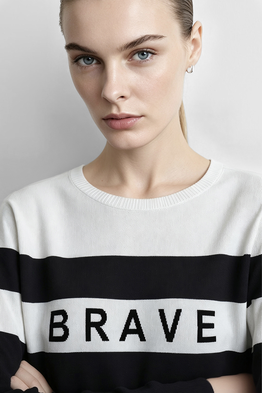 Letter Jacquard Contrast Sweater | AMII