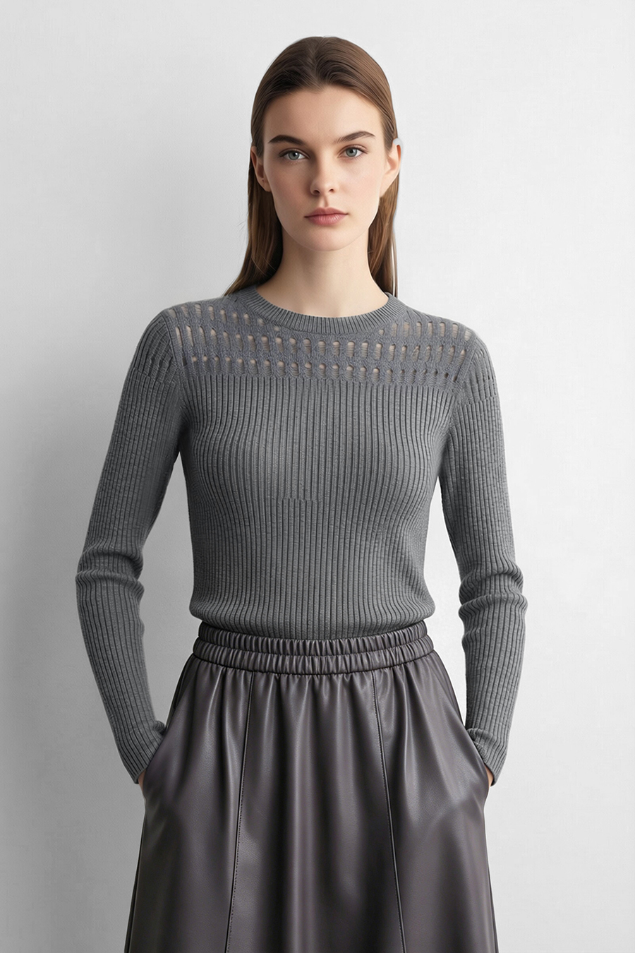 Crew Neck Cutout Slim Knit Sweater | AMII