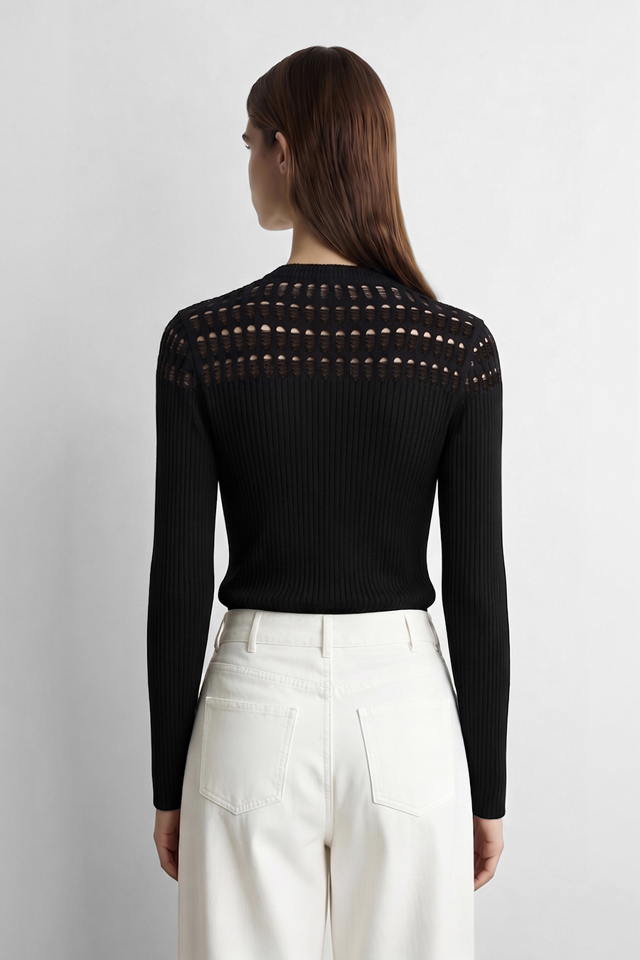 Crew Neck Cutout Slim Knit Sweater | AMII