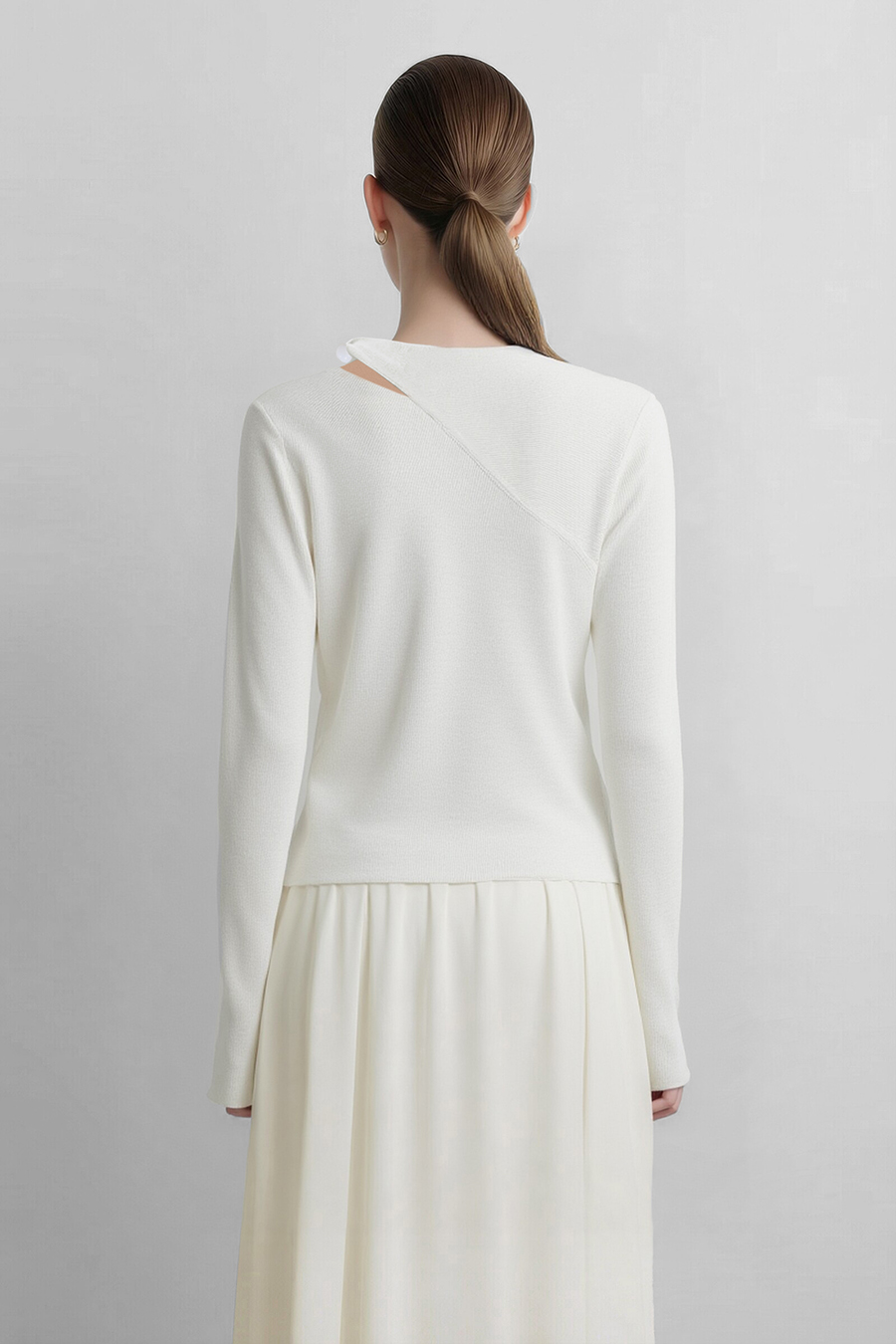 Asymmetric Twist Cutout Knit Top | AMII