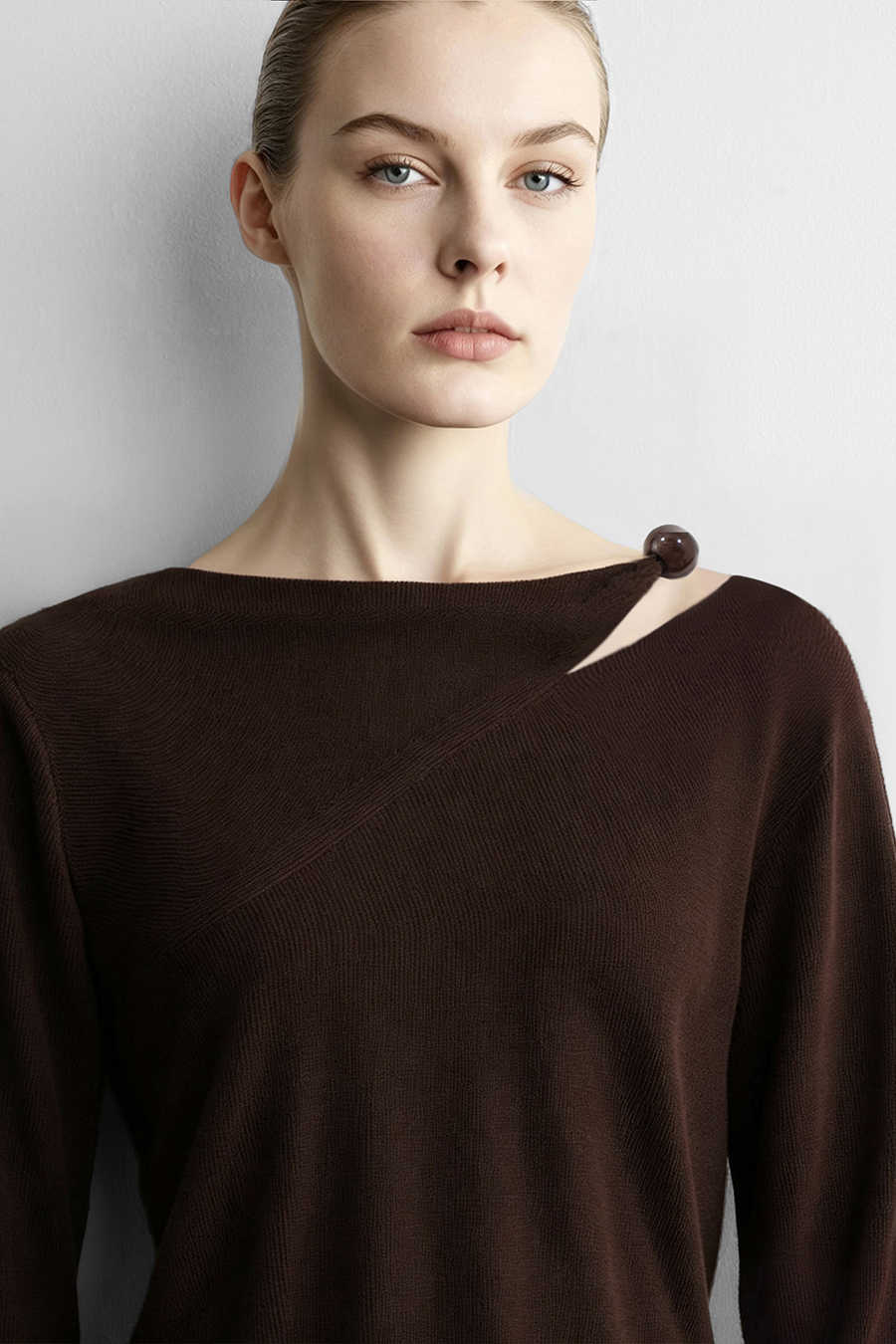 Asymmetric Twist Cutout Knit Top | AMII