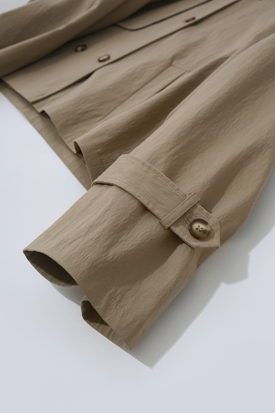 Raglan Sleeve Double Breasted Trench Coat | AMII