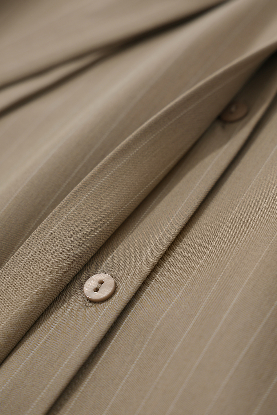 Striped Shirt with Beaded Tie | AMII
