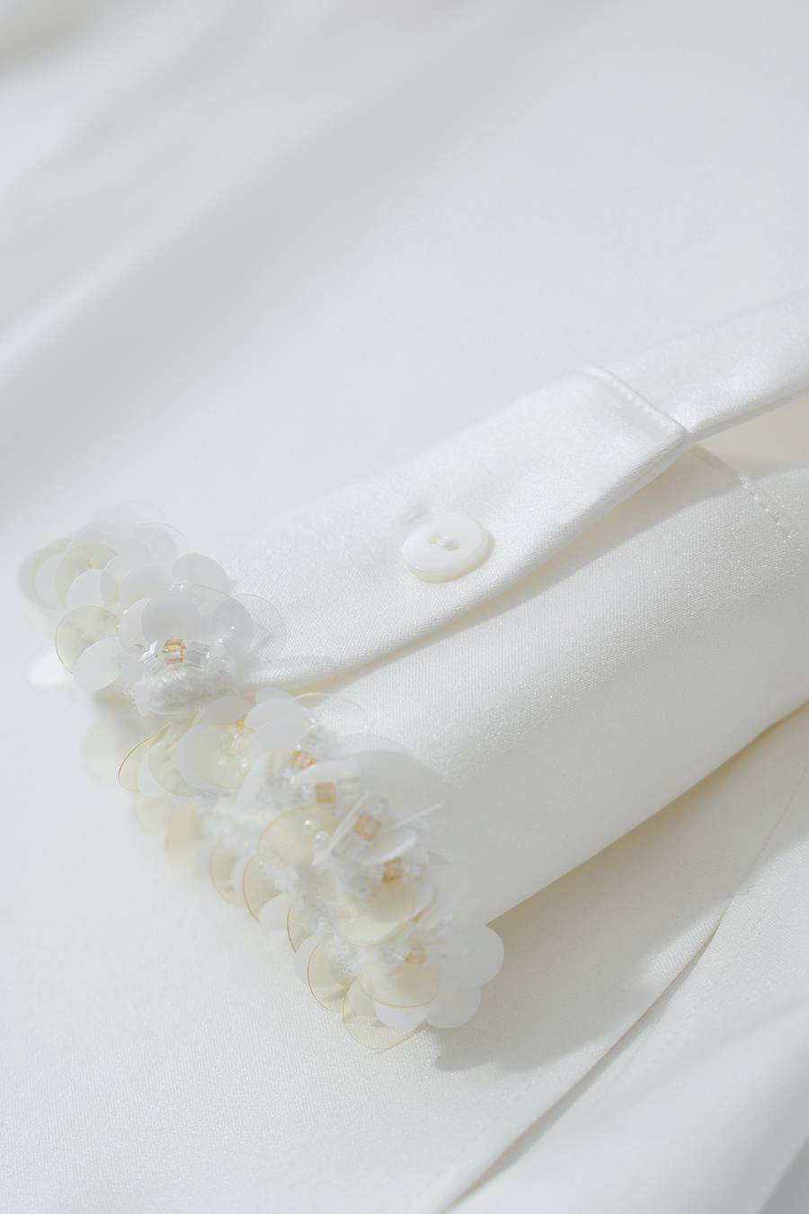 Beaded tape collared shirt|AMII