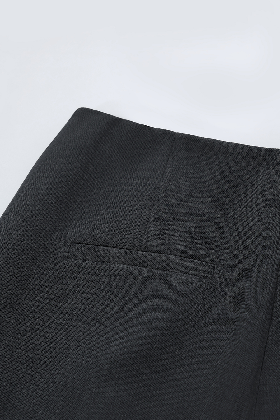 Pin‑Tuck Pleat Tapered Casual Pants|AMII