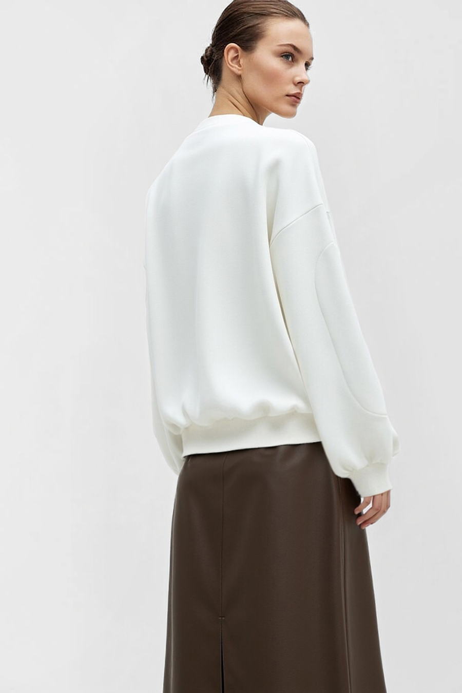 Color‑contrast embroidered drop‑shoulder hoodie|AMII