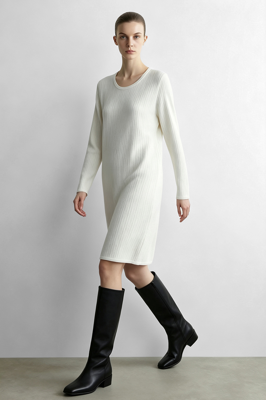 Round U-Neck Knit Dress|AMII