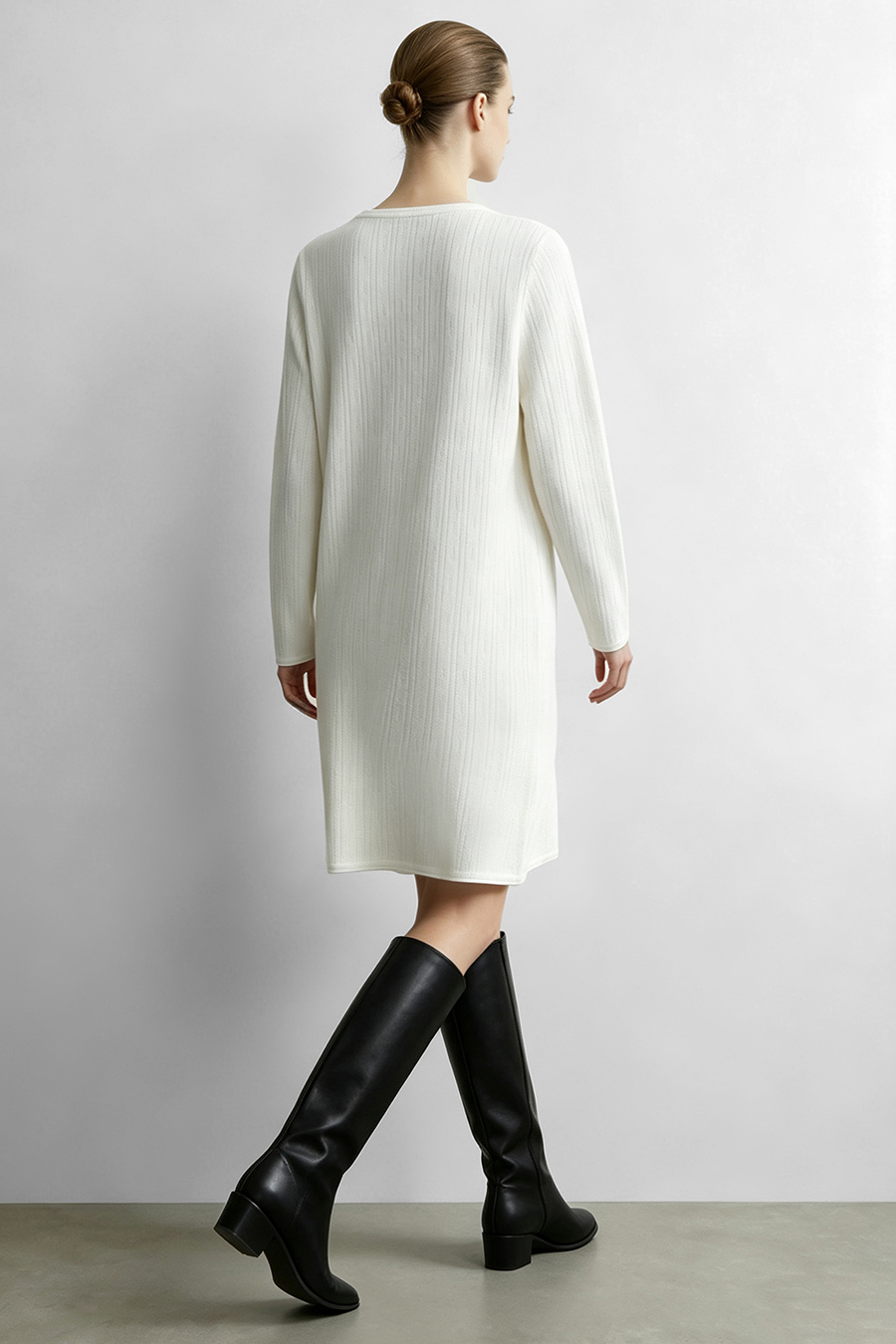 Round U-Neck Knit Dress|AMII