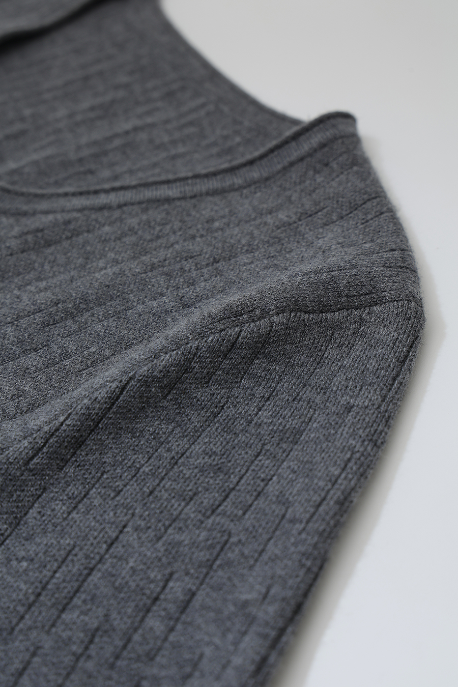 Round U-Neck Knit Dress|AMII