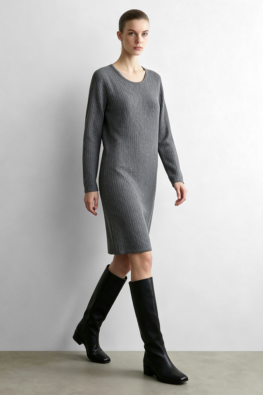 Round U-Neck Knit Dress|AMII