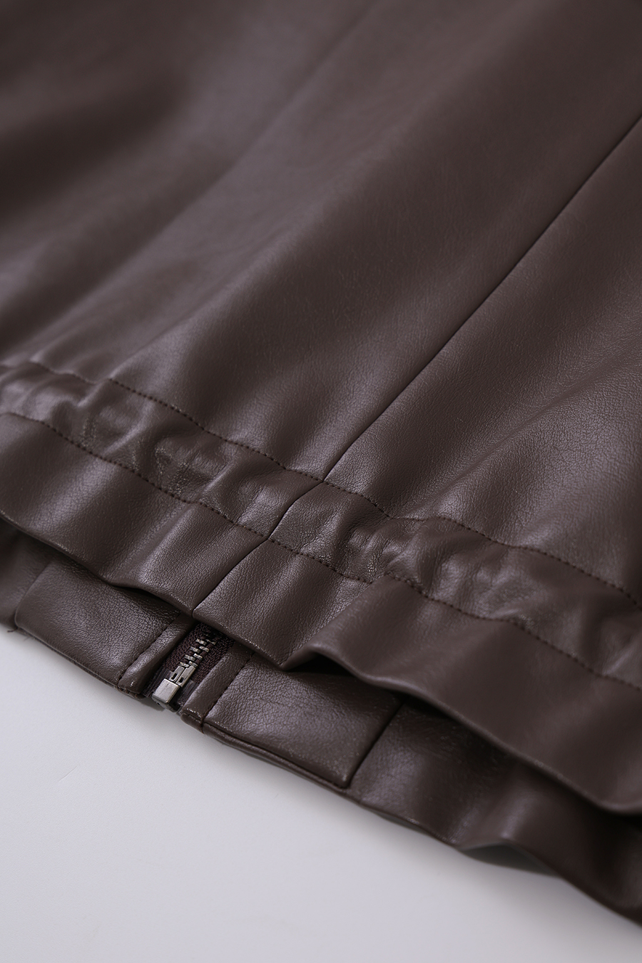 High-Neck Leather Jacket with Cargo Pockets|AMII