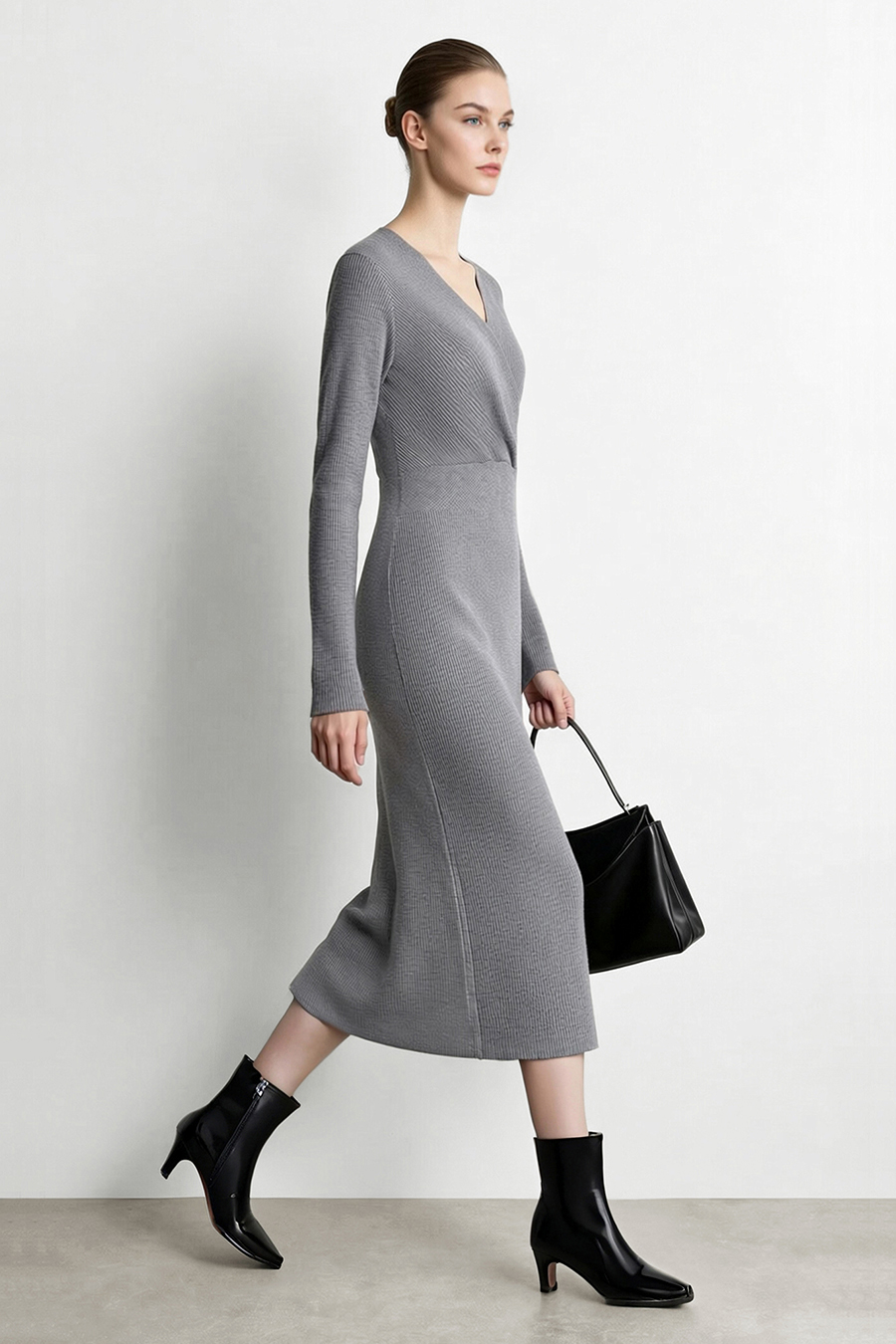 V-Neck Waist Cinched Dress | AMII