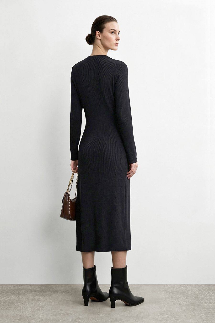 V-Neck Waist Cinched Dress | AMII