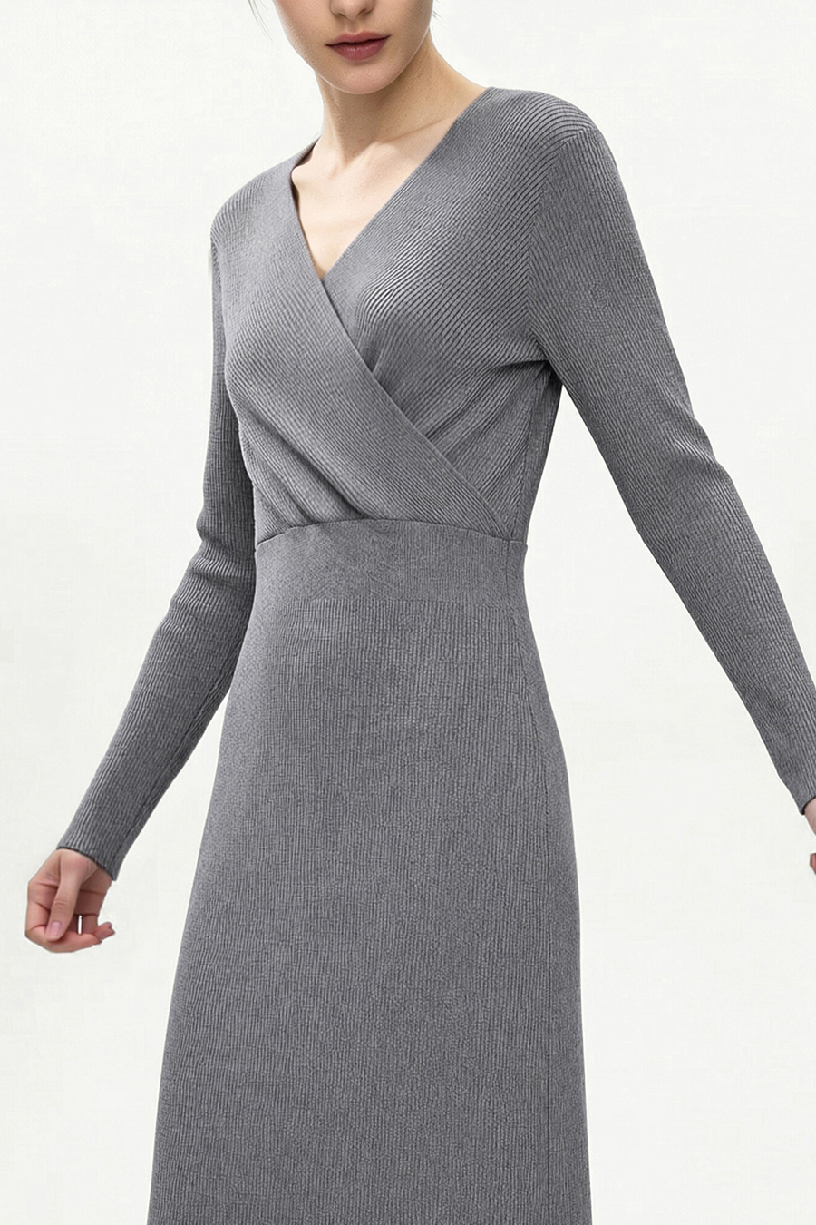 V-Neck Waist Cinched Dress | AMII