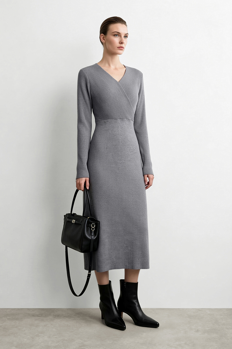 V-Neck Waist Cinched Dress | AMII