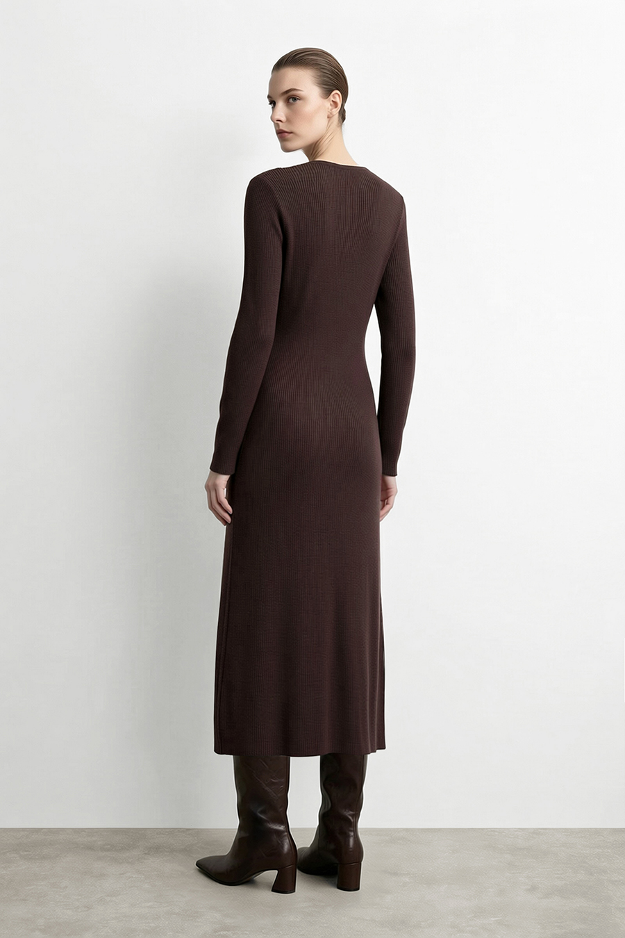 V-Neck Waist Cinched Dress | AMII