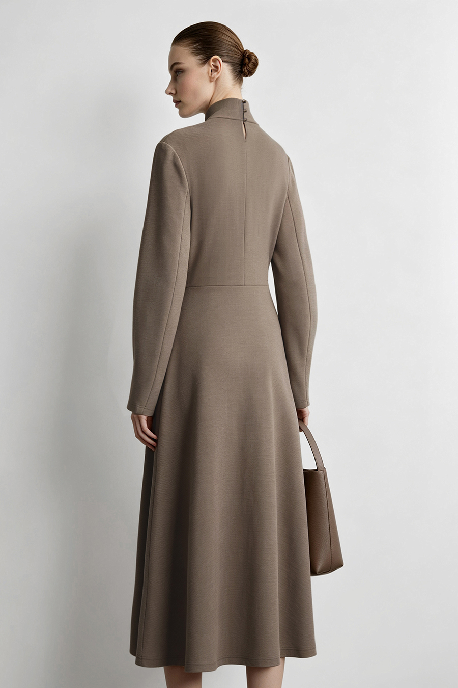 Mock Neck Waist-Cinching Dress|AMII