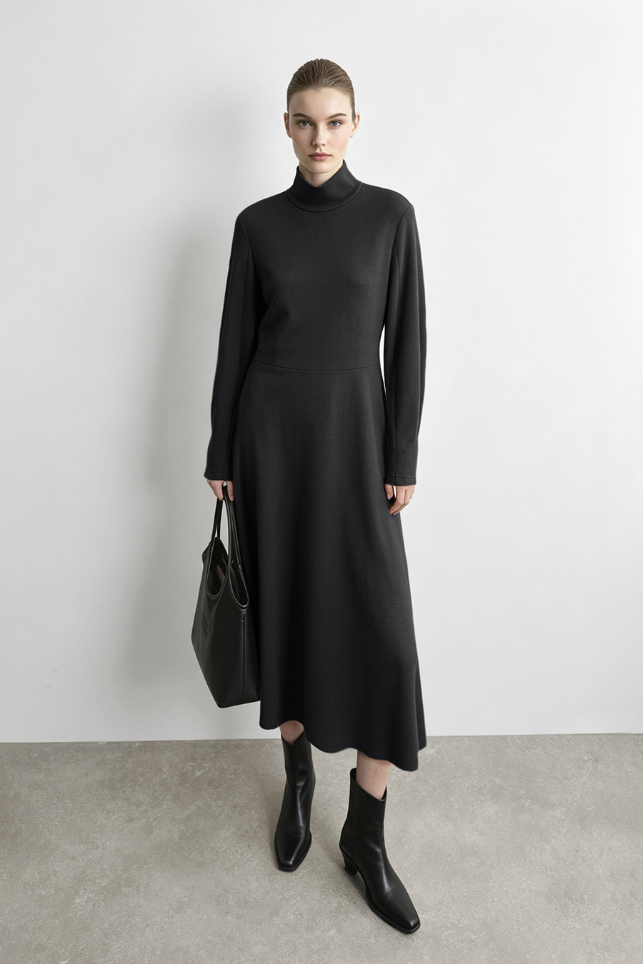 Mock Neck Waist-Cinching Dress|AMII