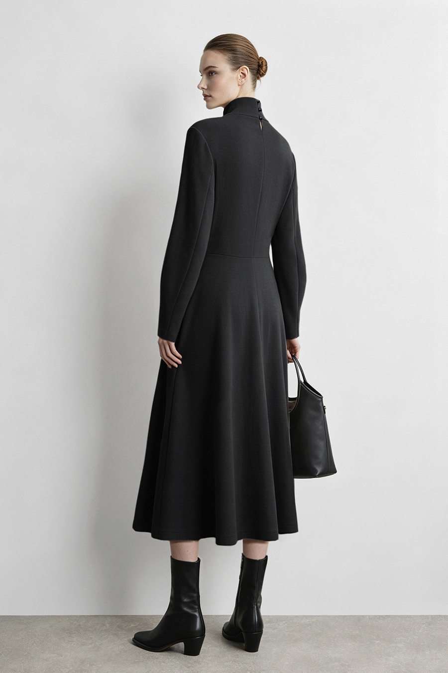 Mock Neck Waist-Cinching Dress|AMII