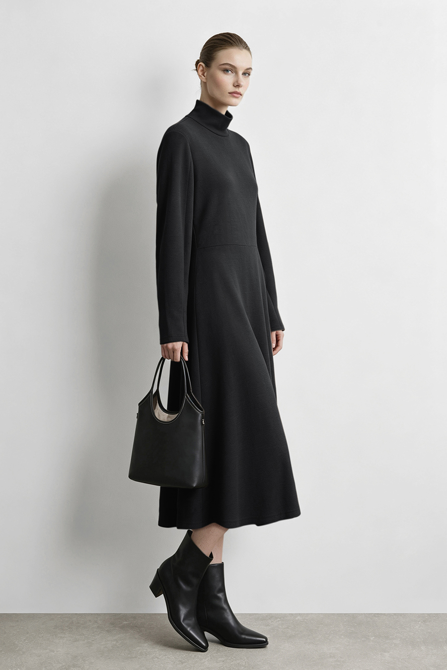 Mock Neck Waist-Cinching Dress|AMII