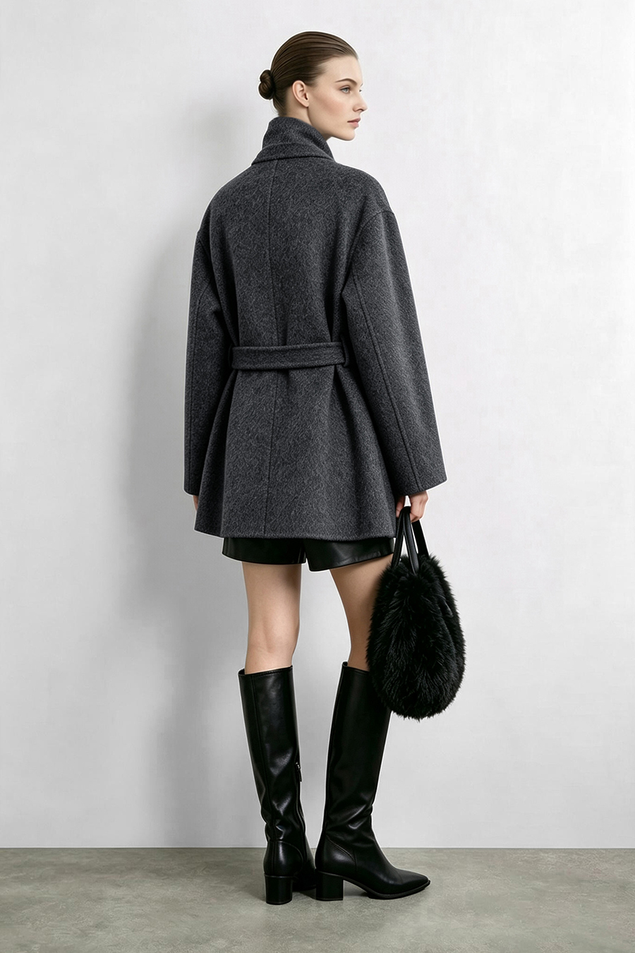 Mid-Length Double-Faced Wool Coat with Stand Collar|AMII