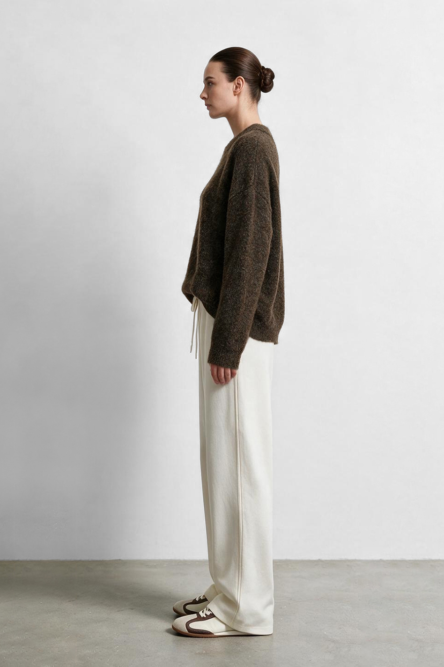 Crew Neck Drop-Shoulder Sweater|AMII