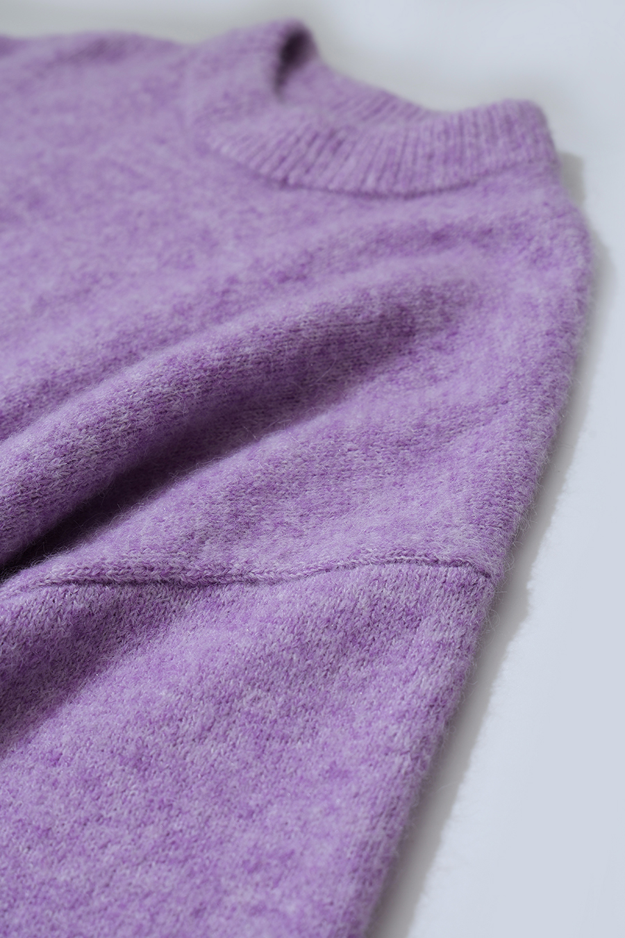 Crew Neck Drop-Shoulder Sweater|AMII