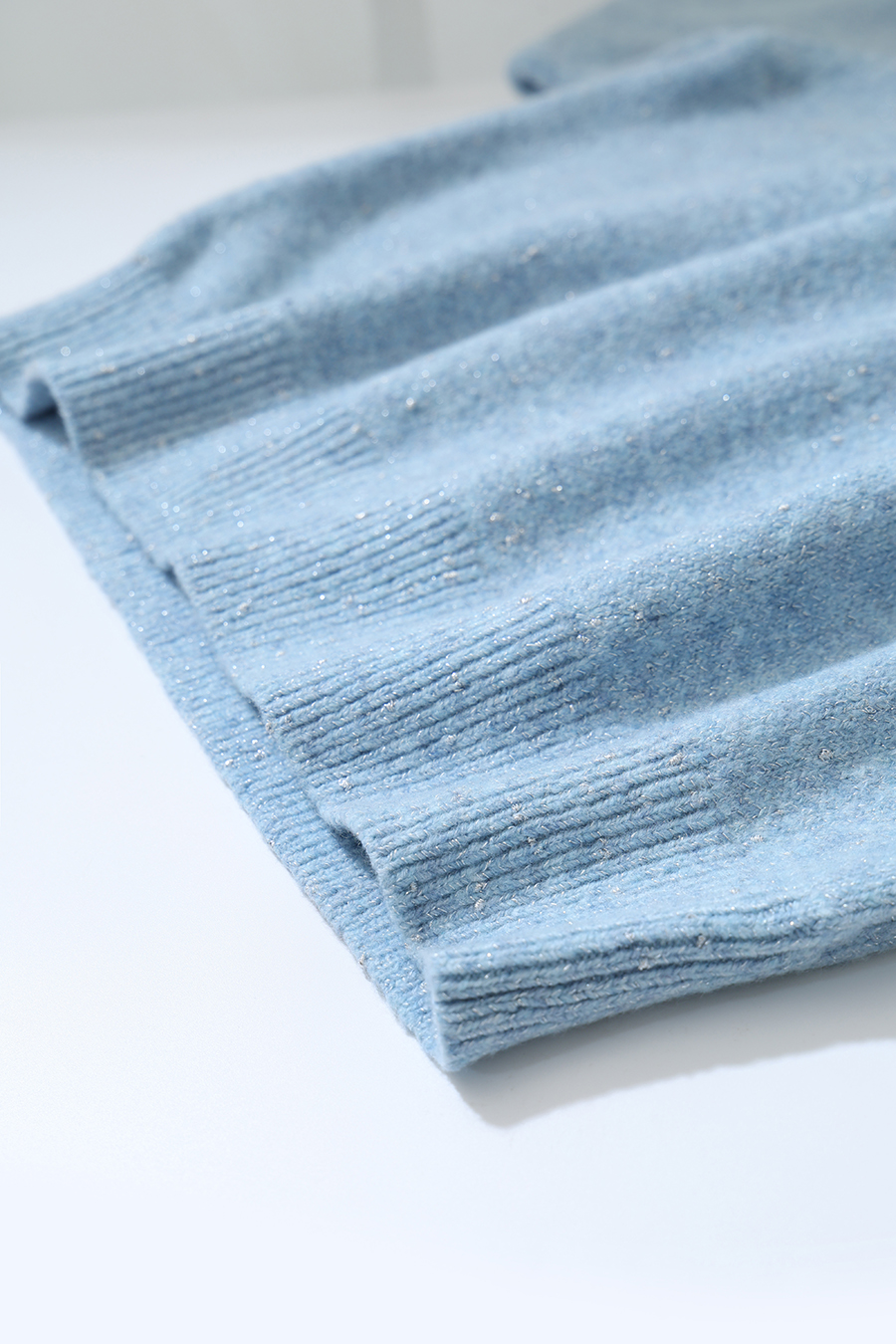 Letter Embroidered Color-Block Sweater|AMII