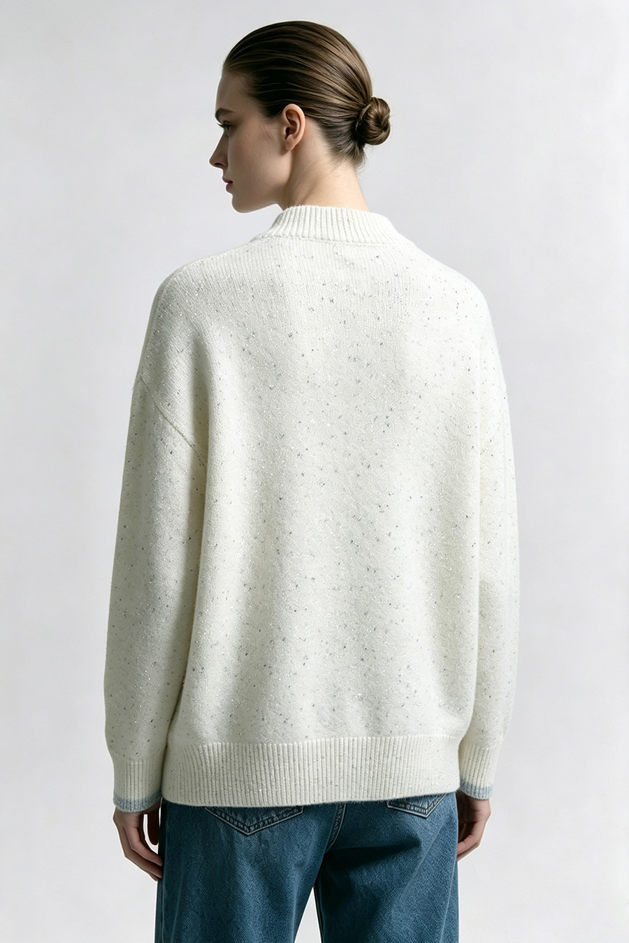 Letter Embroidered Color-Block Sweater|AMII