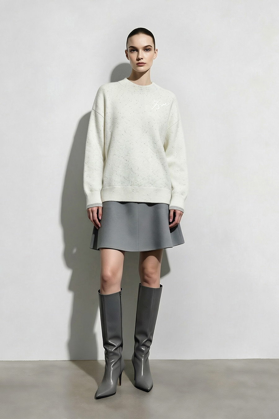 Letter Embroidered Color-Block Sweater|AMII
