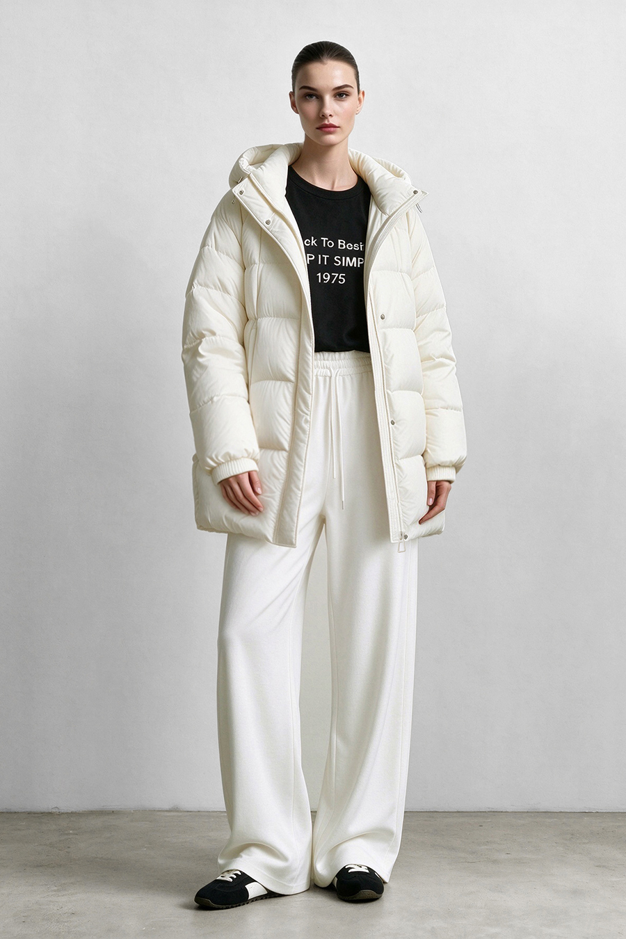 Graphene-Lined Hooded Down Jacket|AMII