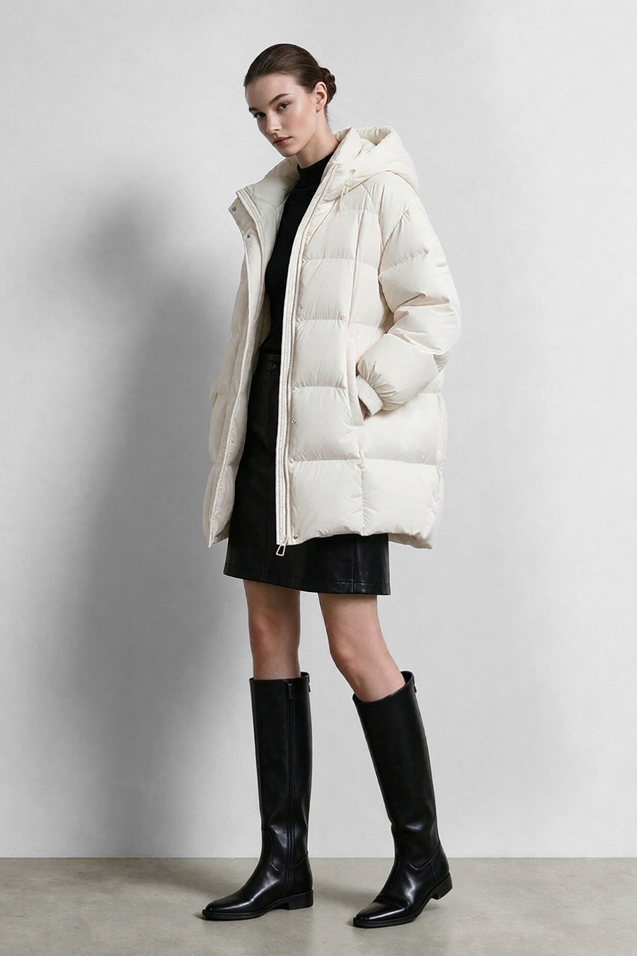 Graphene-Lined Hooded Down Jacket|AMII