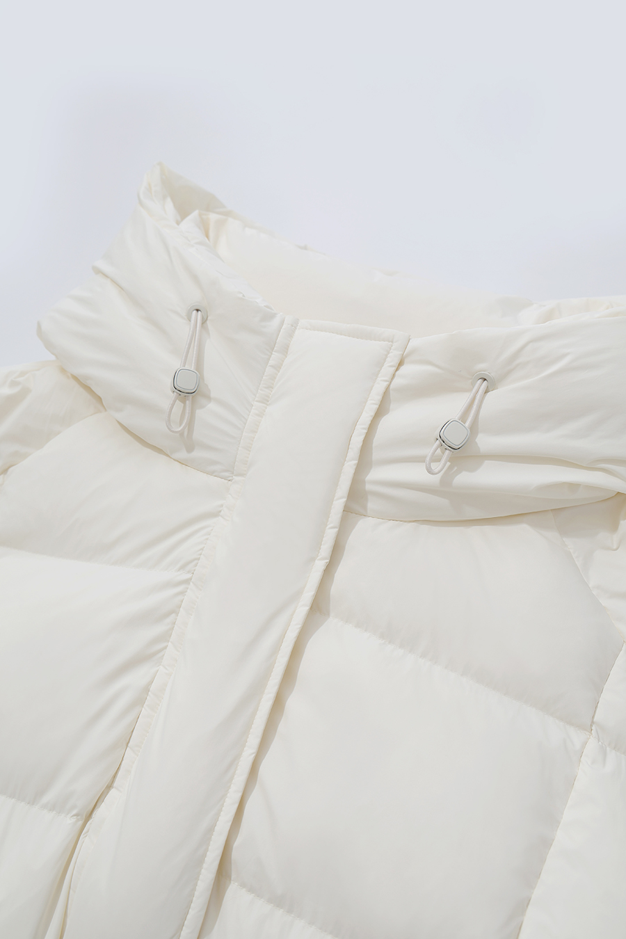 Graphene-Lined Hooded Down Jacket|AMII
