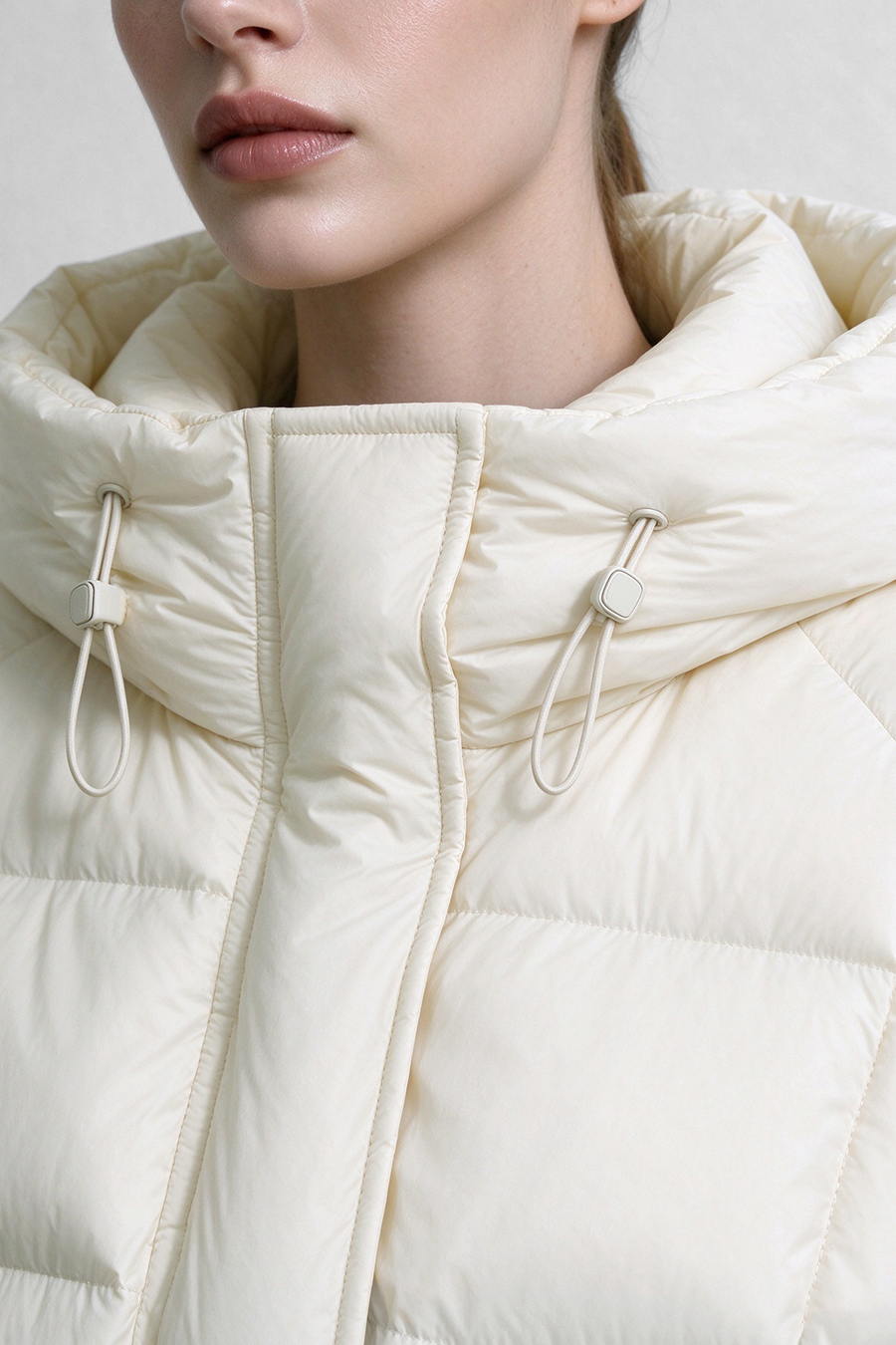 Graphene-Lined Hooded Down Jacket|AMII