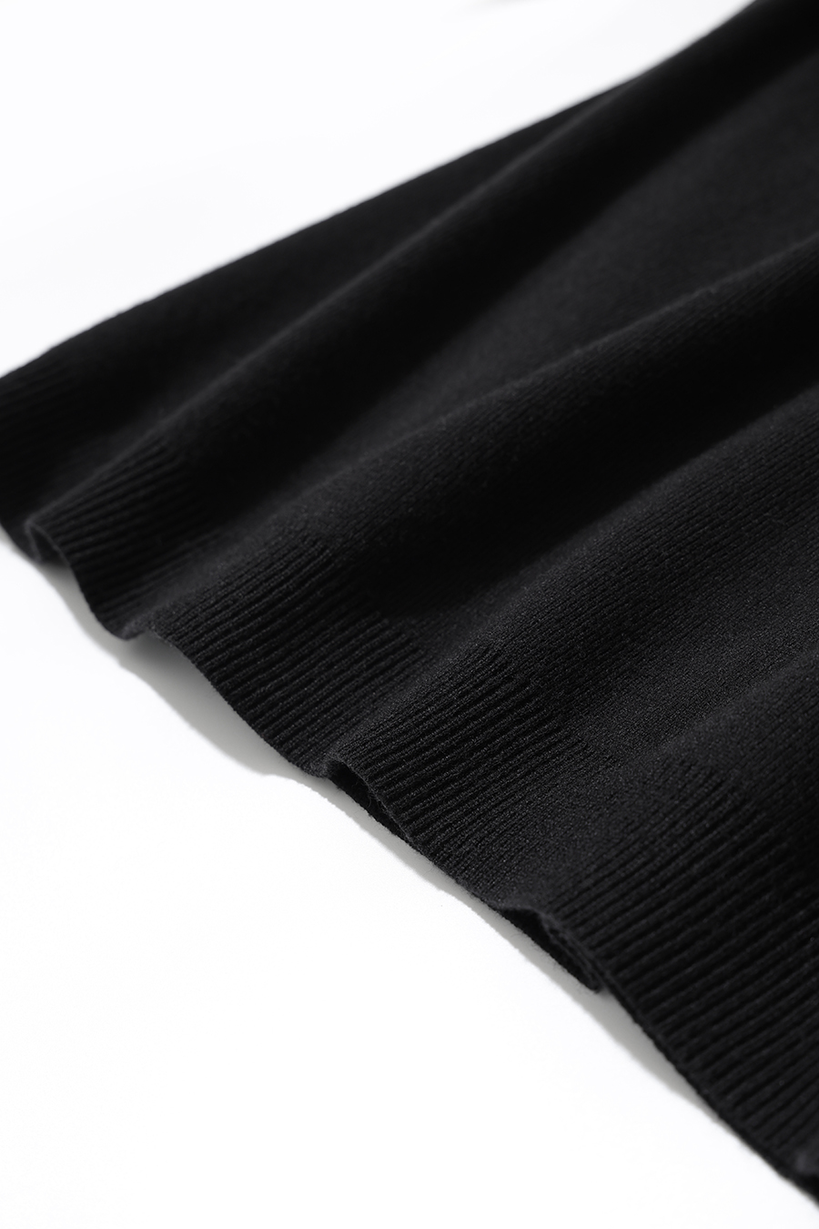 Mock Neck Belted Dress|AMII