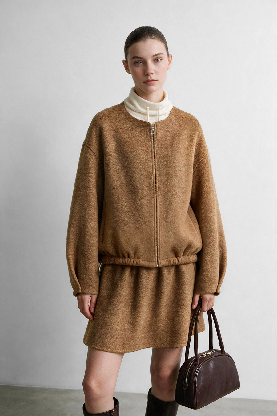 Crew Neck Wool Double-Faced Coat|AMII