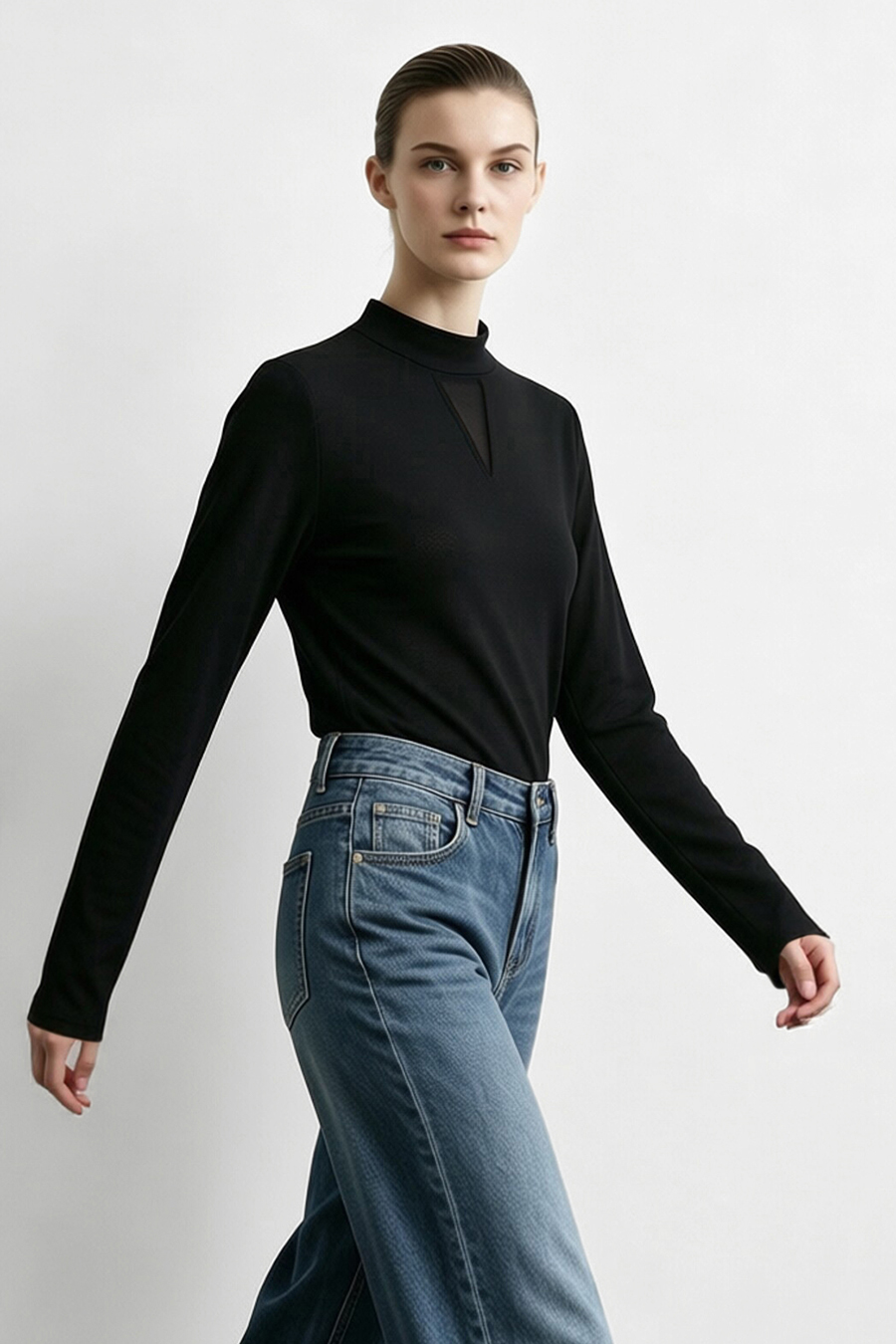 Mesh-Paneled Mock Neck T-Shirt|AMII