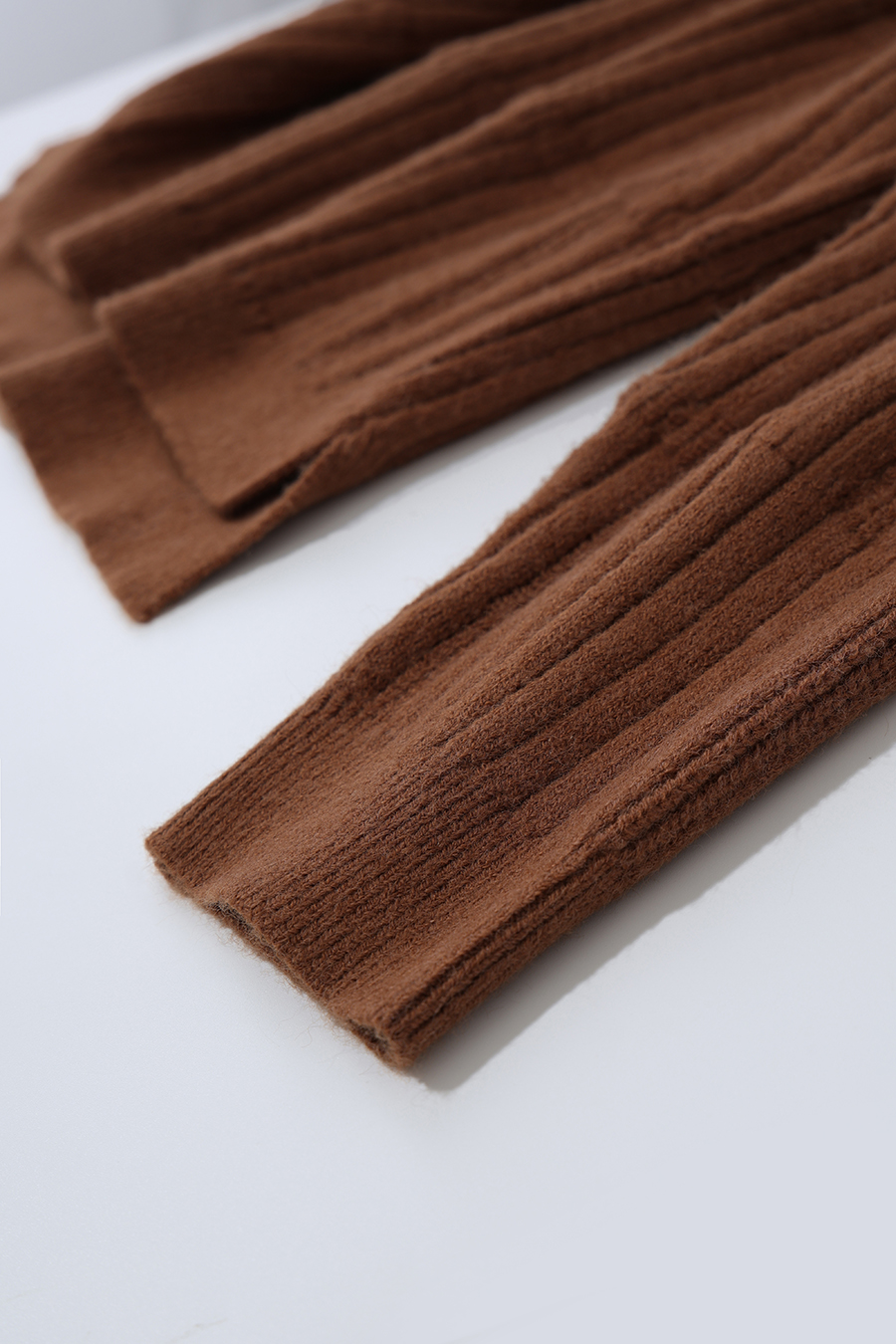 Button Half-Placket Sweater|AMII