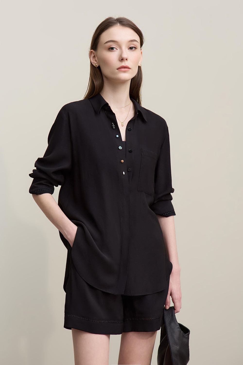 Contrast Button Loose Shirt