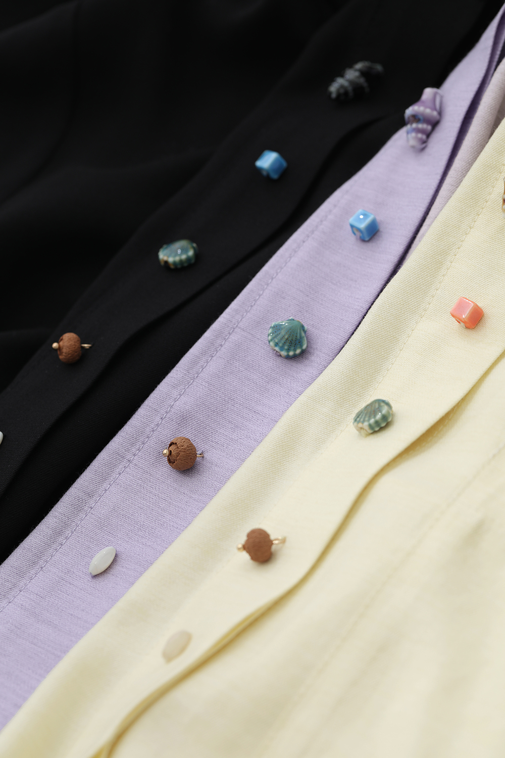 Contrast Button Loose Shirt